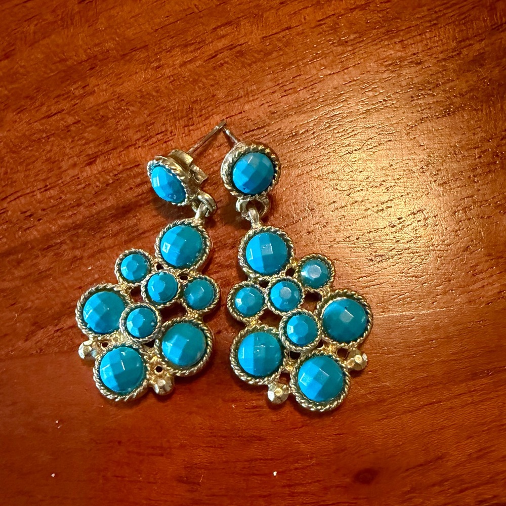 Elegant Blue Cluster Earrings